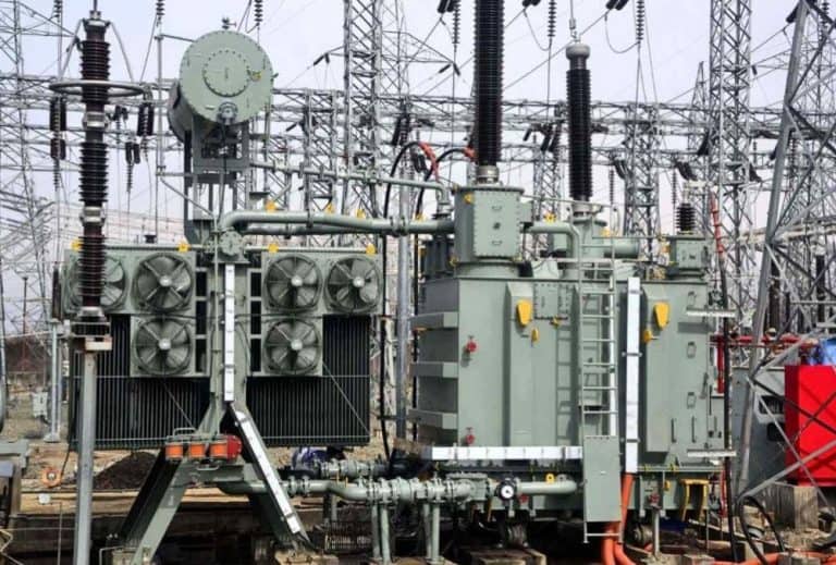  ट्रांसफॉर्मर स्टॉक को 765kV ट्रांसफॉर्मर्स के लिए ₹500 करोड़ का ऑर्डर मिला, जिससे इंफ्रास्ट्रक्चर मजबूत होगा।
