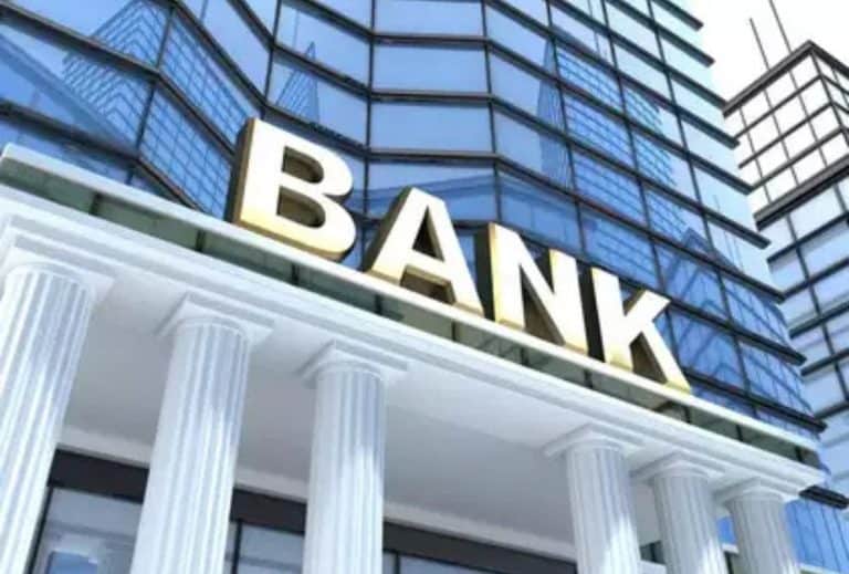Bank stock under ₹20 surges 5% after reporting a 59% YoY increase in net profits.

