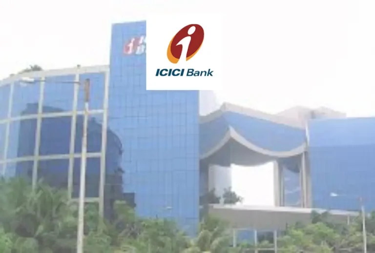 ICICI-Bank-glass-building-with-company-logo-at-front-city-view-area024